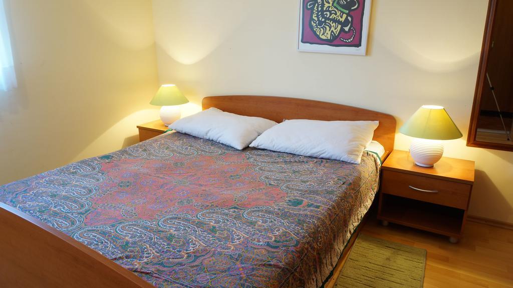 Villa Dvorine Tisno Habitación foto