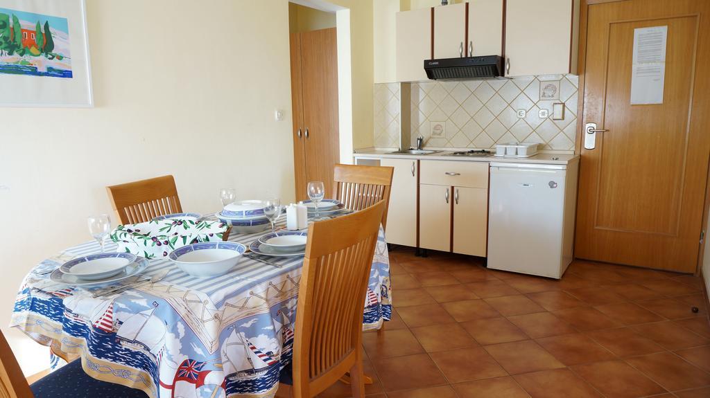 Villa Dvorine Tisno Habitación foto