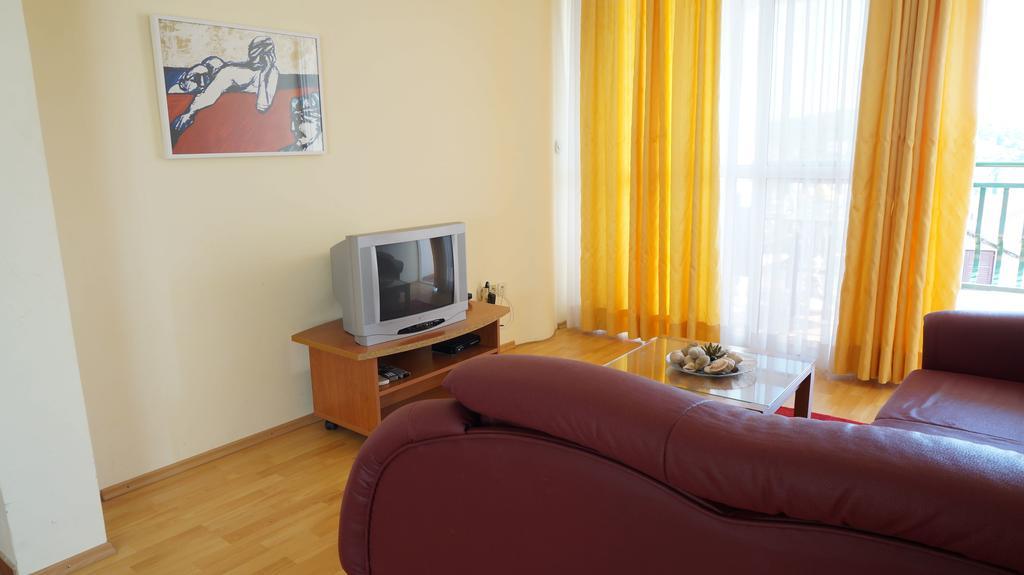 Villa Dvorine Tisno Habitación foto