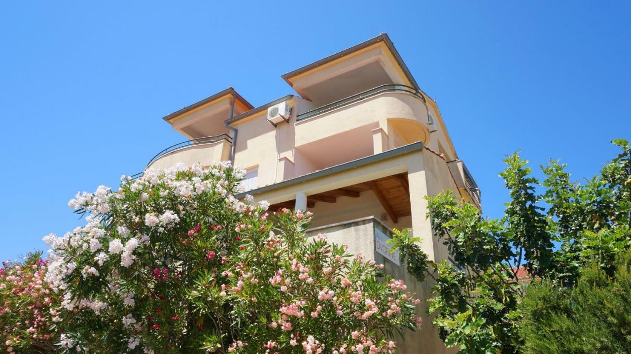 Villa Dvorine Tisno Exterior foto